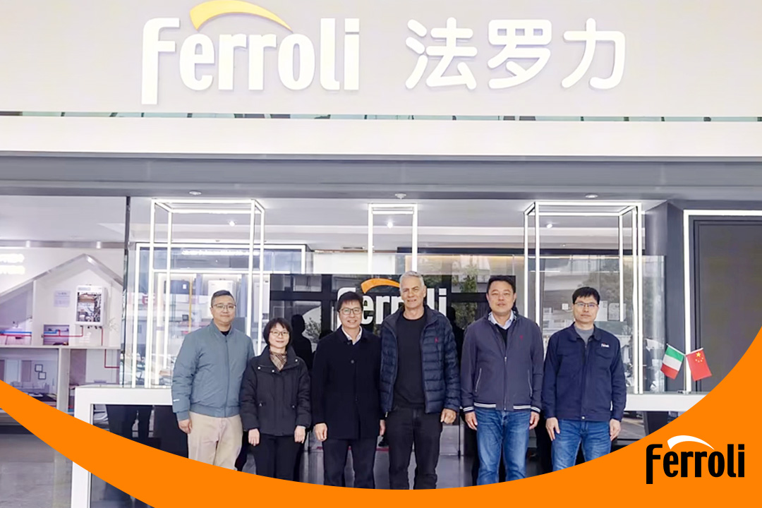 鹤山市市长张华景调查EMC易倍广东出产基地